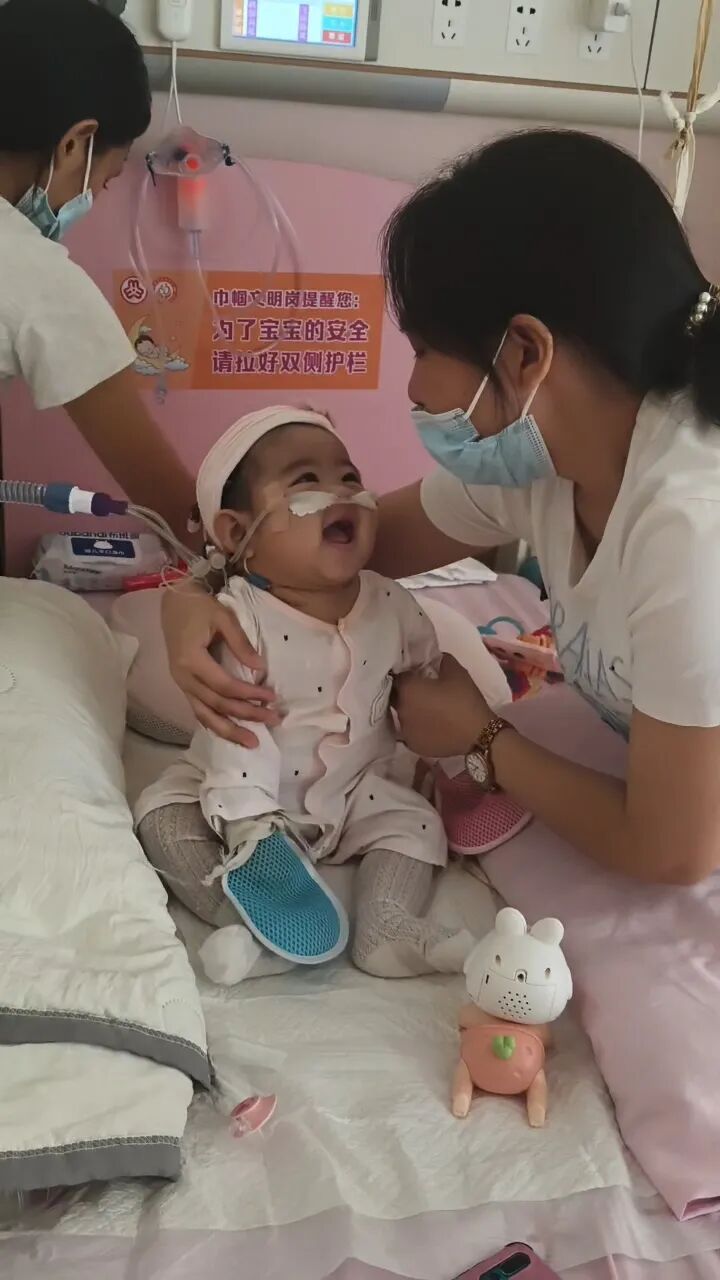DƬ